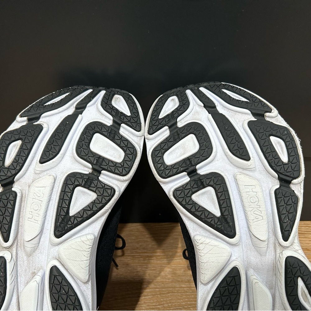 HOKA One One Bondi 8 women’s size 9.5 - Picture 7 of 12